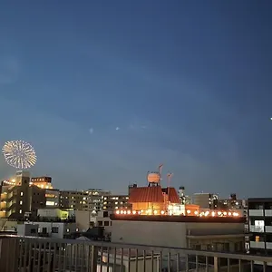 Higashi Komagata House アパート